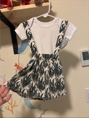 Kate Quinn suspender skirt Palm Ferns 12-18 months.